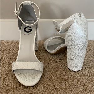 Ankle strapped Guess shoes 🥰